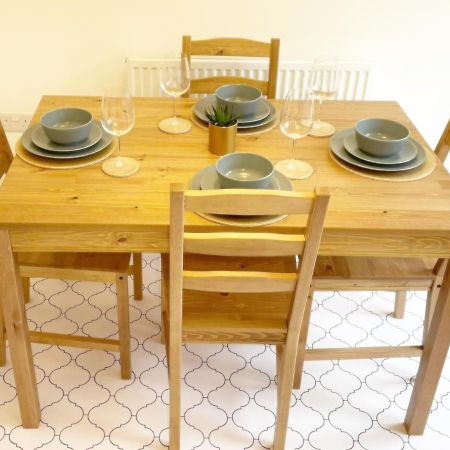 Cosy Family Home - Coventry City Centre - Entire House Экстерьер фото