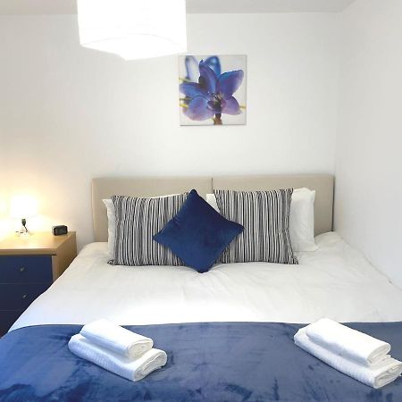 Cosy Family Home - Coventry City Centre - Entire House Экстерьер фото